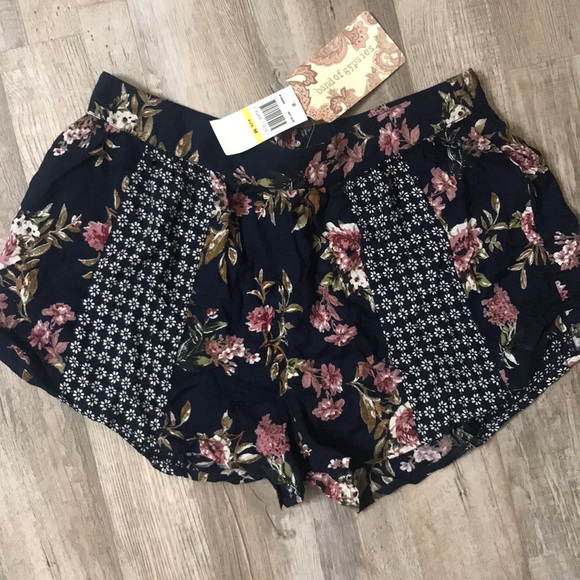 Band of Gypsies Pants - Shorts